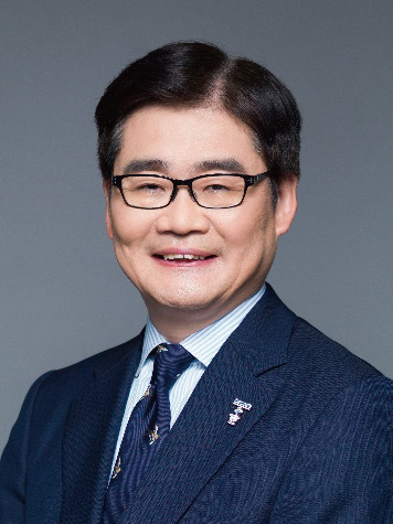 本间哲郎 